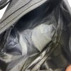 کیف بادی بگ جلو قفل روزمره
