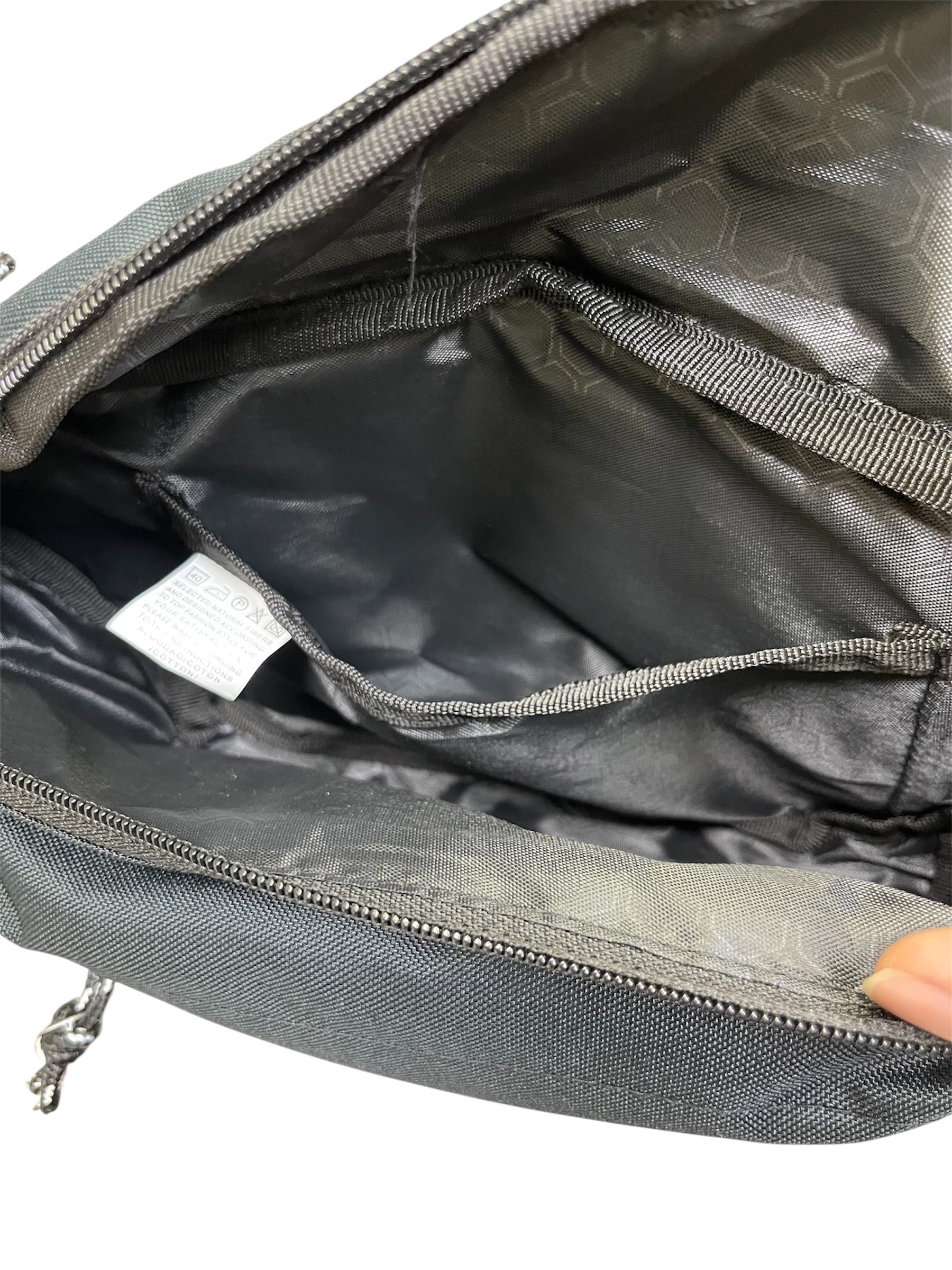 کیف بادی بگ نایک جیب جلو