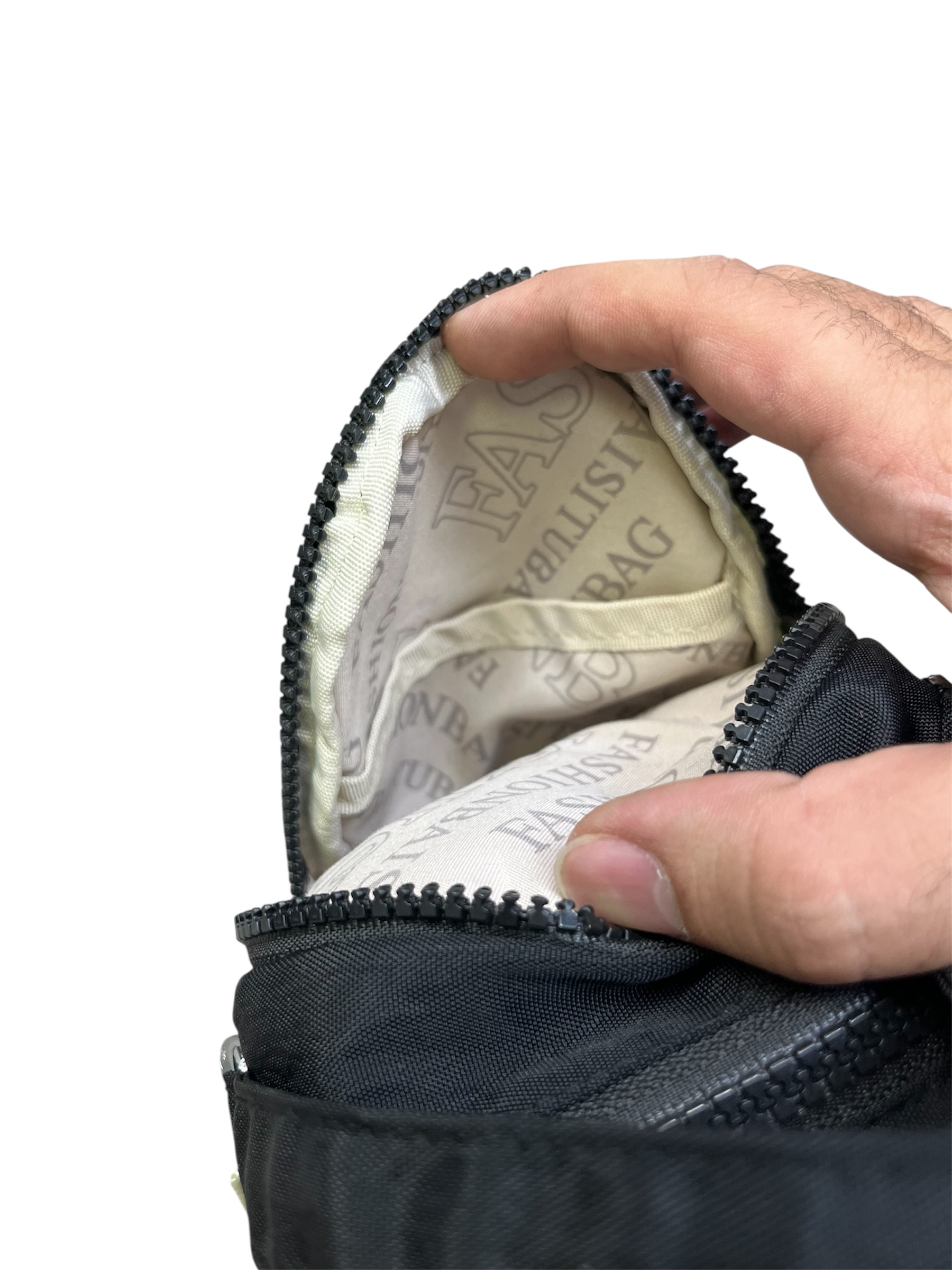 کیف دوشی کیوت مشکی بی اس تو مسترکوالیتی