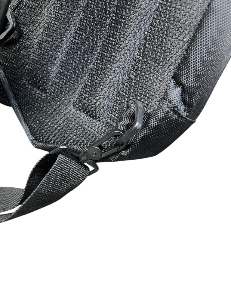 کیف کراس بادی هاردباکس کنفی