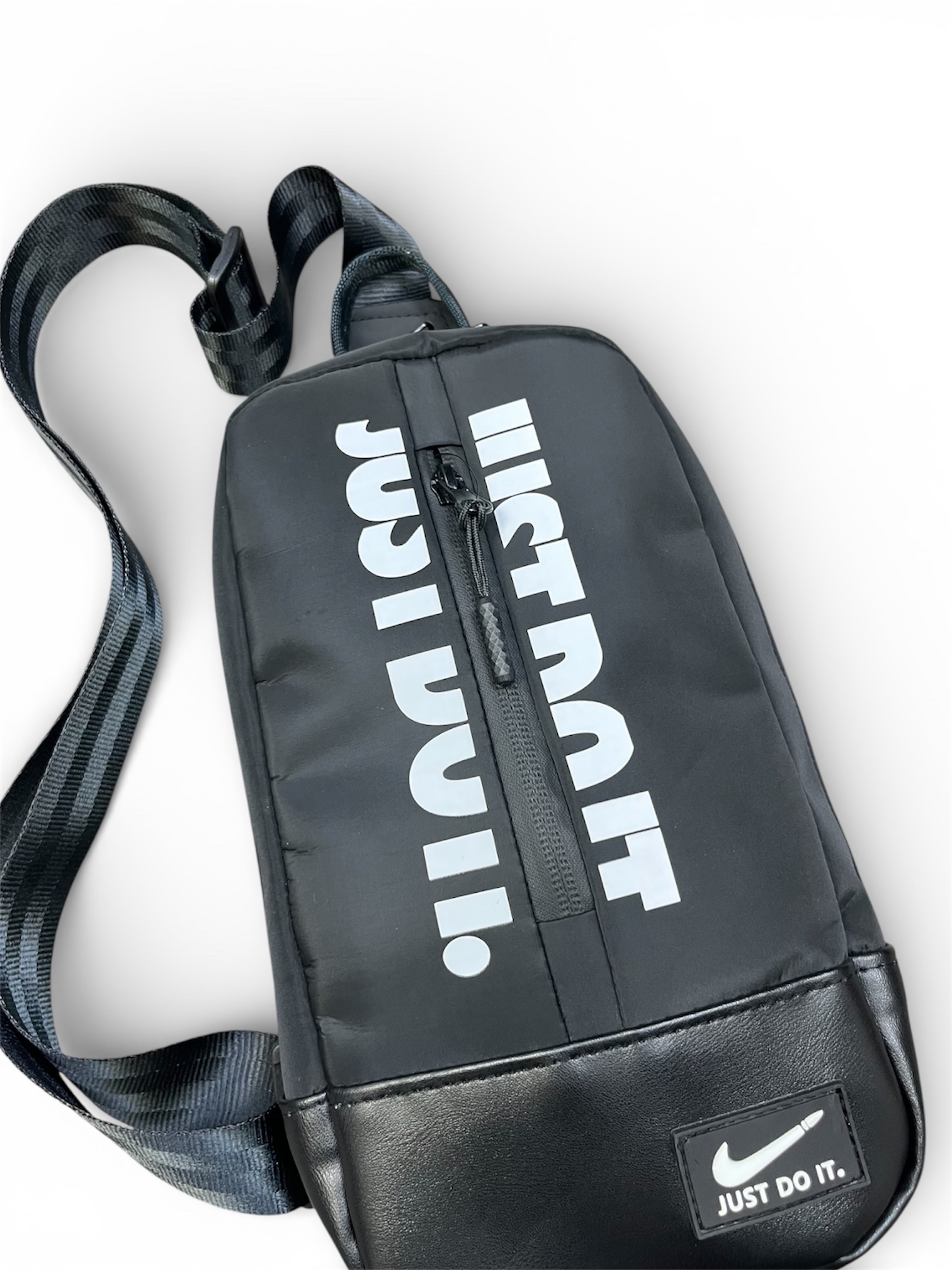 کیف کراس بادی دیبا جاست