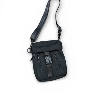 کیف دوشی جلو قفل